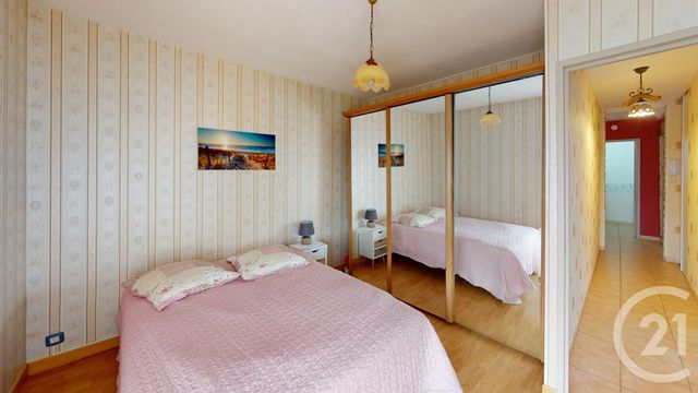 Afficher la photo en grand Appartement à vendre - 3 pièces - 80 m2 - St Quentin - 02 - PICARDIE