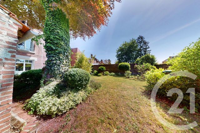 Maison à vendre - 10 pièces - 227 m2 - St Quentin - 02 - PICARDIE