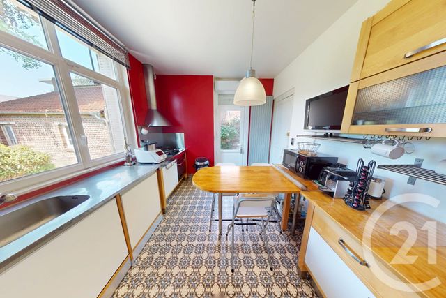 Maison à vendre - 10 pièces - 227 m2 - St Quentin - 02 - PICARDIE