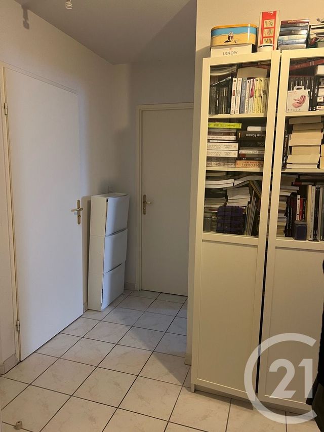 Appartement F2 à vendre - 2 pièces - 54 m2 - St Quentin - 02 - PICARDIE