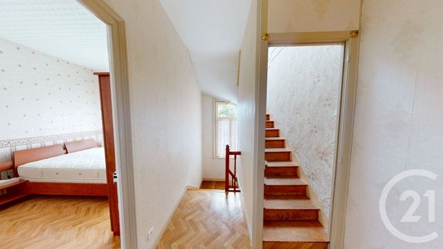 Maison à vendre - 7 pièces - 134,62 m2 - St Quentin - 02 - PICARDIE