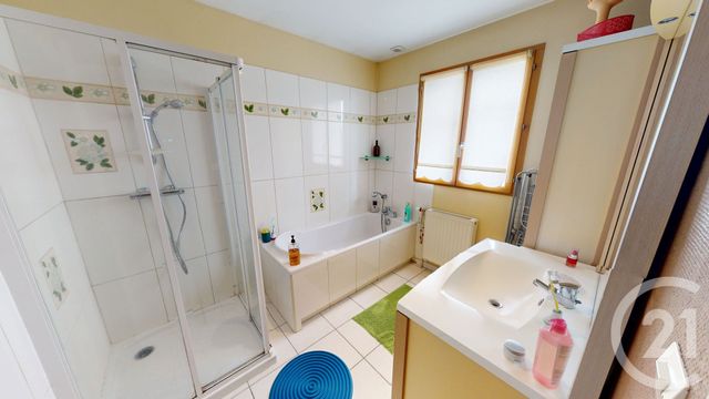 Maison à vendre - 5 pièces - 106 m2 - St Quentin - 02 - PICARDIE