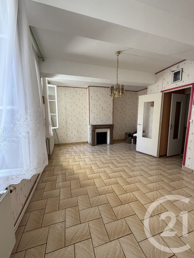 Maison à vendre - 13 pièces - 215,50 m2 - La Fere - 02 - PICARDIE