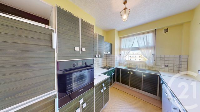 Appartement F5 &agrave; vendre - 5 pi&egrave;ces - 119,37 m2 - St Quentin - 02 - PICARDIE