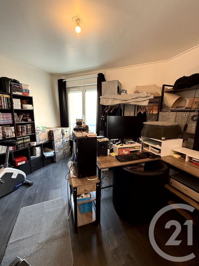 Appartement F2 à vendre - 2 pièces - 47,82 m2 - St Quentin - 02 - PICARDIE