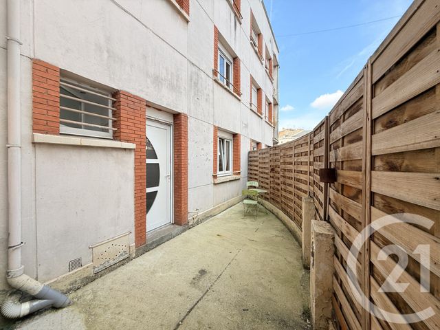 Appartement F5 à vendre - 5 pièces - 102 m2 - St Quentin - 02 - PICARDIE