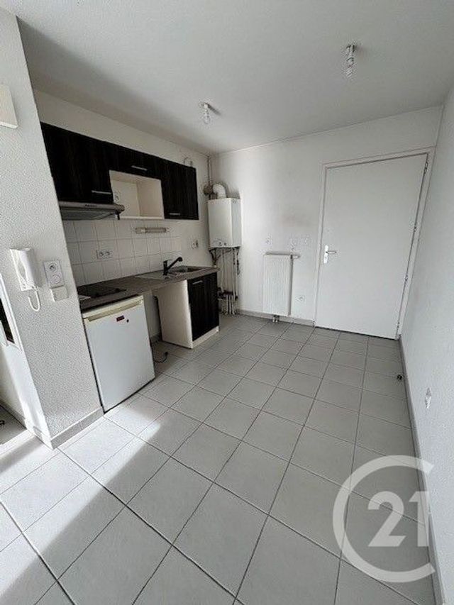Appartement F2 à vendre - 2 pièces - 30 m2 - St Quentin - 02 - PICARDIE
