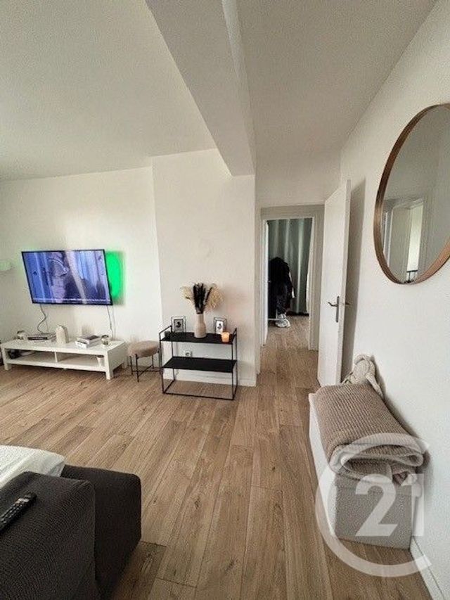Appartement F3 à vendre - 3 pièces - 56,92 m2 - St Quentin - 02 - PICARDIE