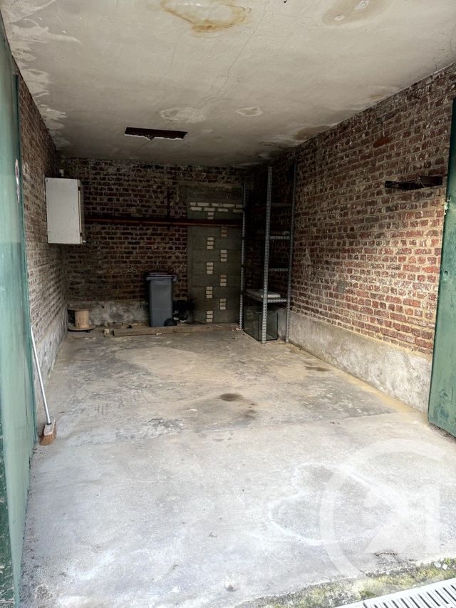Parking &agrave; vendre - 17,80 m2 - St Quentin - 02 - PICARDIE