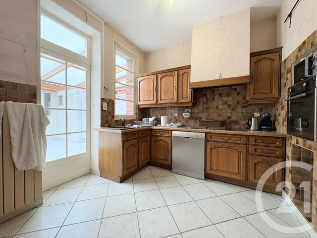 Maison &agrave; vendre - 9 pi&egrave;ces - 179,40 m2 - St Quentin - 02 - PICARDIE
