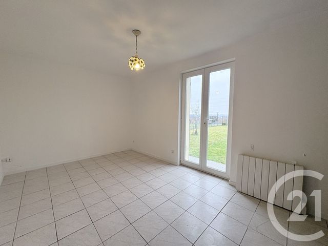 Maison &agrave; vendre - 3 pi&egrave;ces - 75 m2 - Neuville St Amand - 02 - PICARDIE
