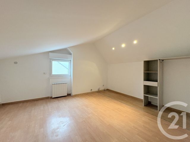 Maison &agrave; vendre - 3 pi&egrave;ces - 75 m2 - Neuville St Amand - 02 - PICARDIE