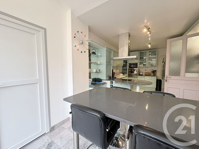 Maison &agrave; vendre - 8 pi&egrave;ces - 230,22 m2 - St Quentin - 02 - PICARDIE