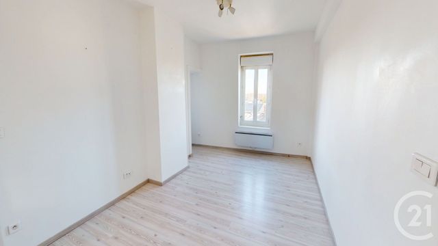 Appartement F2 &agrave; vendre - 2 pi&egrave;ces - 47,32 m2 - St Quentin - 02 - PICARDIE
