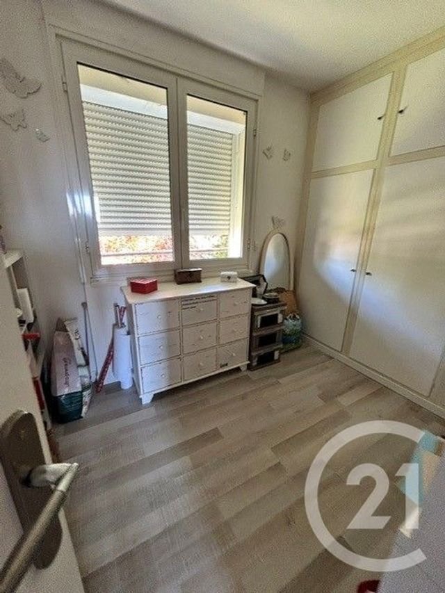 Appartement &agrave; vendre - 5 pi&egrave;ces - 77,55 m2 - St Quentin - 02 - PICARDIE