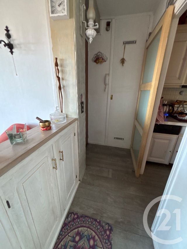 Appartement &agrave; vendre - 5 pi&egrave;ces - 77,55 m2 - St Quentin - 02 - PICARDIE