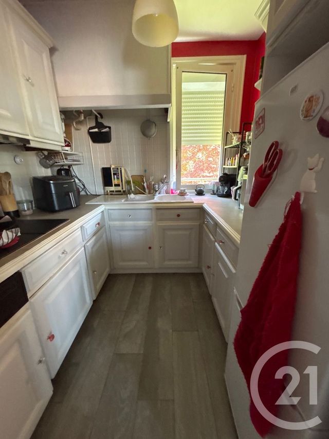 Appartement &agrave; vendre - 5 pi&egrave;ces - 77,55 m2 - St Quentin - 02 - PICARDIE