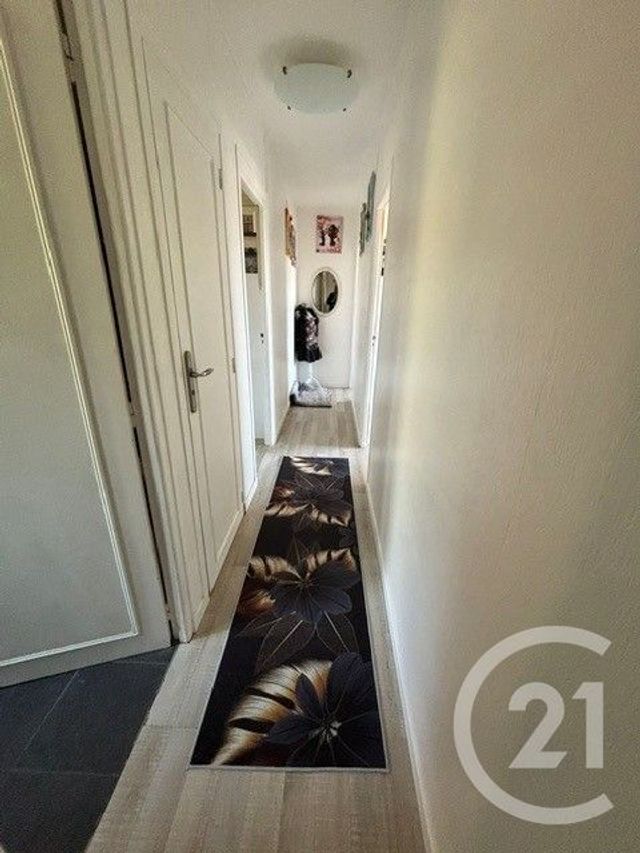 Appartement &agrave; vendre - 5 pi&egrave;ces - 77,55 m2 - St Quentin - 02 - PICARDIE