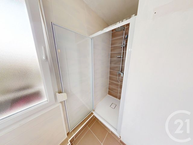 Appartement T4 &agrave; vendre - 4 pi&egrave;ces - 66,60 m2 - St Quentin - 02 - PICARDIE
