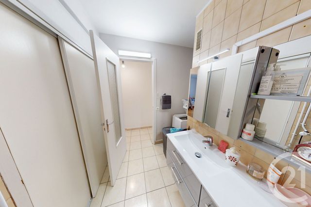 Appartement T3 &agrave; vendre - 4 pi&egrave;ces - 72 m2 - St Quentin - 02 - PICARDIE