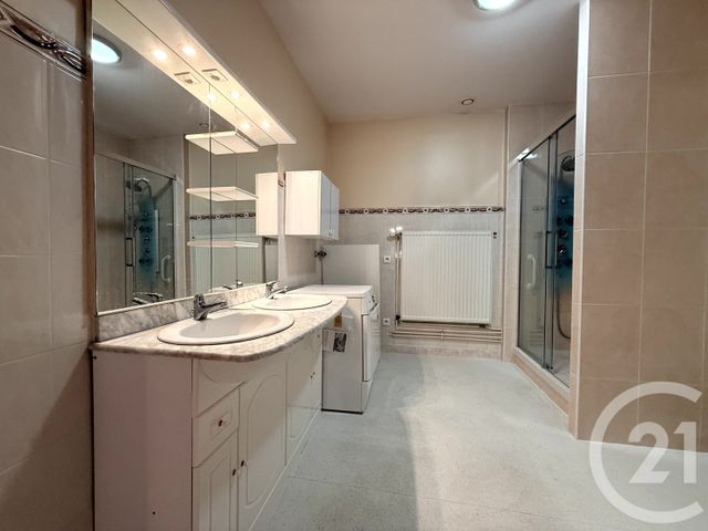Appartement F6 &agrave; vendre - 6 pi&egrave;ces - 145 m2 - St Quentin - 02 - PICARDIE