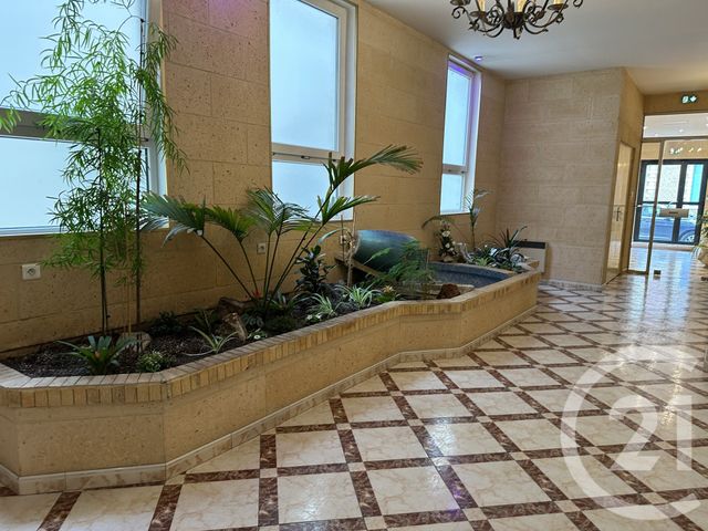 Appartement F6 &agrave; vendre - 6 pi&egrave;ces - 145 m2 - St Quentin - 02 - PICARDIE