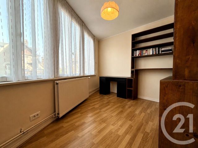 Appartement F6 &agrave; vendre - 6 pi&egrave;ces - 145 m2 - St Quentin - 02 - PICARDIE