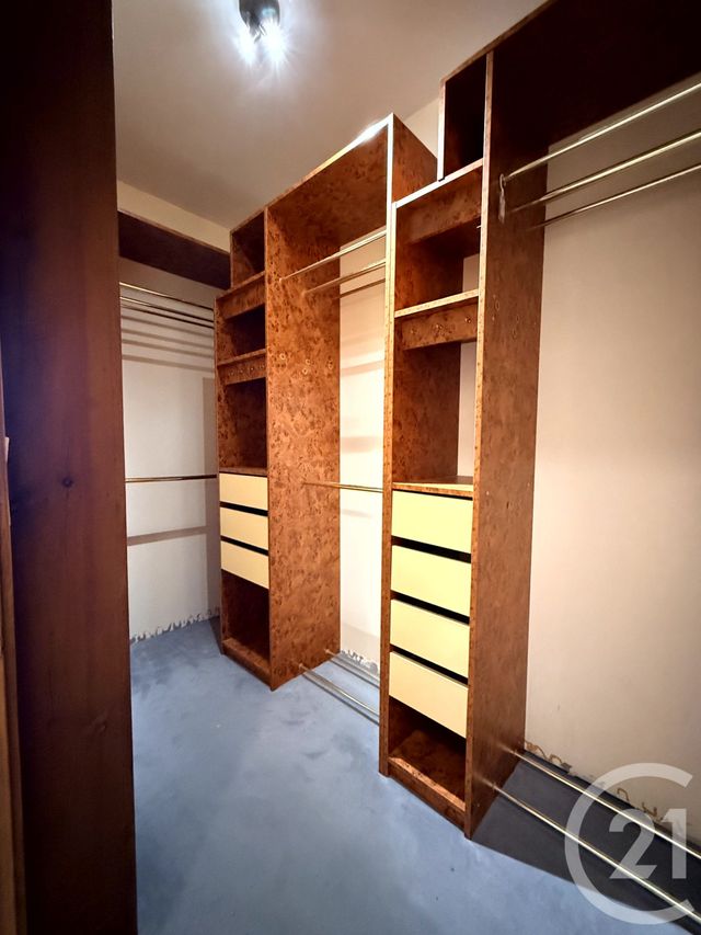 Appartement F6 &agrave; vendre - 6 pi&egrave;ces - 145 m2 - St Quentin - 02 - PICARDIE