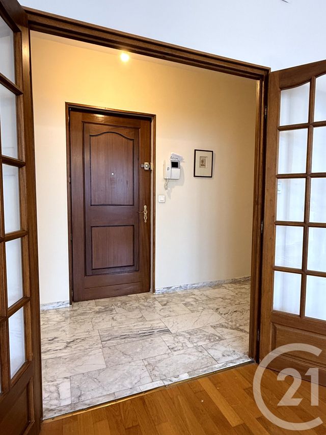 Appartement F6 &agrave; vendre - 6 pi&egrave;ces - 145 m2 - St Quentin - 02 - PICARDIE