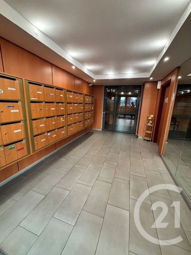 Appartement &agrave; vendre - 3 pi&egrave;ces - 70,84 m2 - St Quentin - 02 - PICARDIE