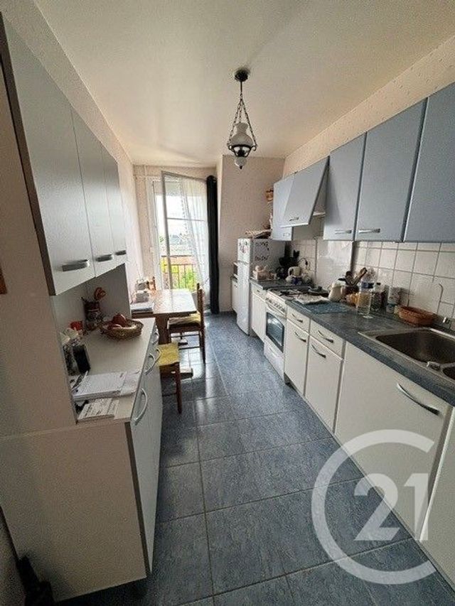 Appartement &agrave; vendre - 3 pi&egrave;ces - 70,84 m2 - St Quentin - 02 - PICARDIE