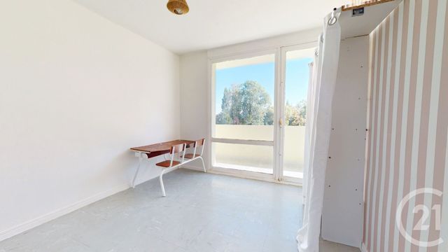 Appartement F4 &agrave; vendre - 4 pi&egrave;ces - 63 m2 - St Quentin - 02 - PICARDIE