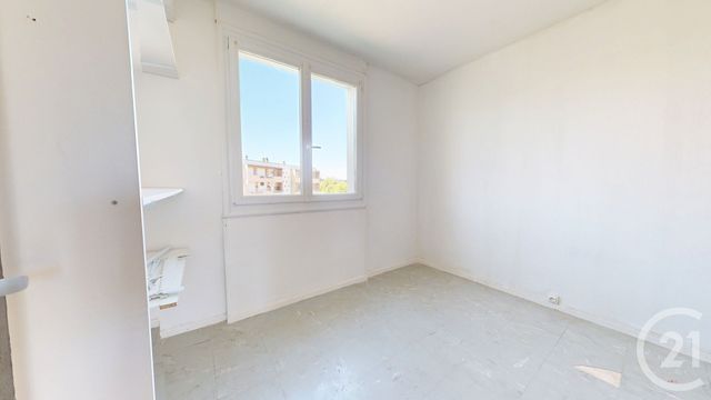 Appartement F4 &agrave; vendre - 4 pi&egrave;ces - 63 m2 - St Quentin - 02 - PICARDIE