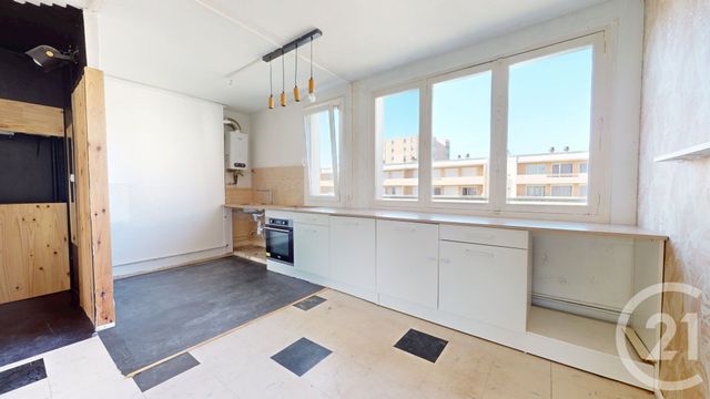 Appartement F4 &agrave; vendre - 4 pi&egrave;ces - 63 m2 - St Quentin - 02 - PICARDIE