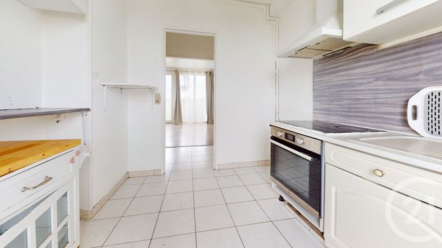 Appartement &agrave; vendre - 3 pi&egrave;ces - 56,05 m2 - St Quentin - 02 - PICARDIE