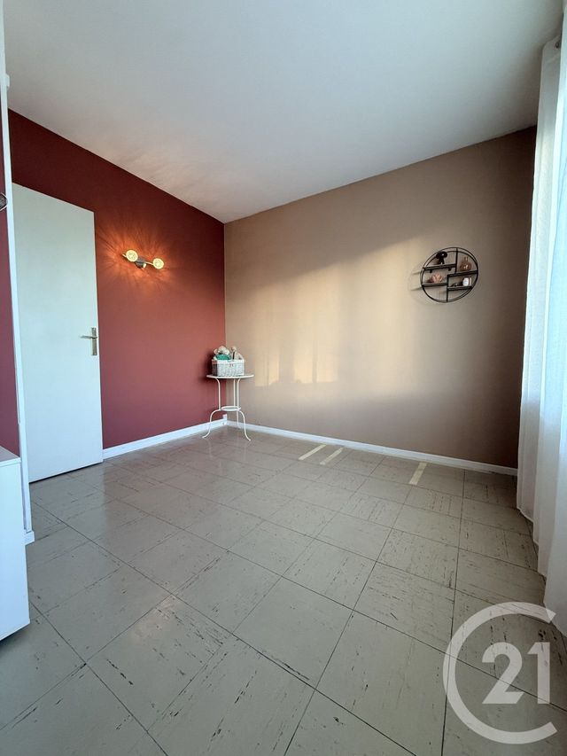 Appartement F4 &agrave; vendre - 4 pi&egrave;ces - 67,03 m2 - St Quentin - 02 - PICARDIE