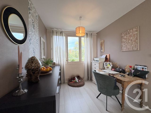Appartement F5 &agrave; vendre - 5 pi&egrave;ces - 78 m2 - St Quentin - 02 - PICARDIE